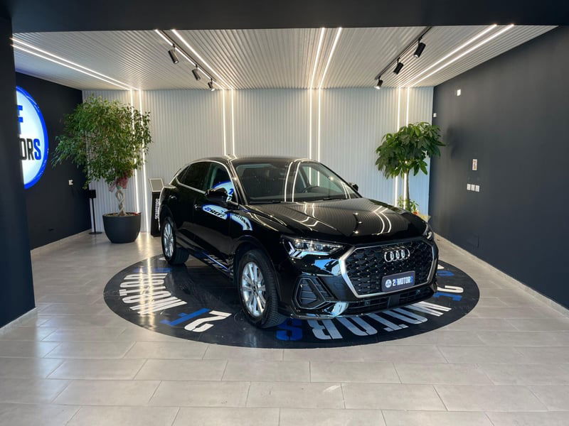 Audi Q3 Sportback 45 TFSI e S tronic Business Plus