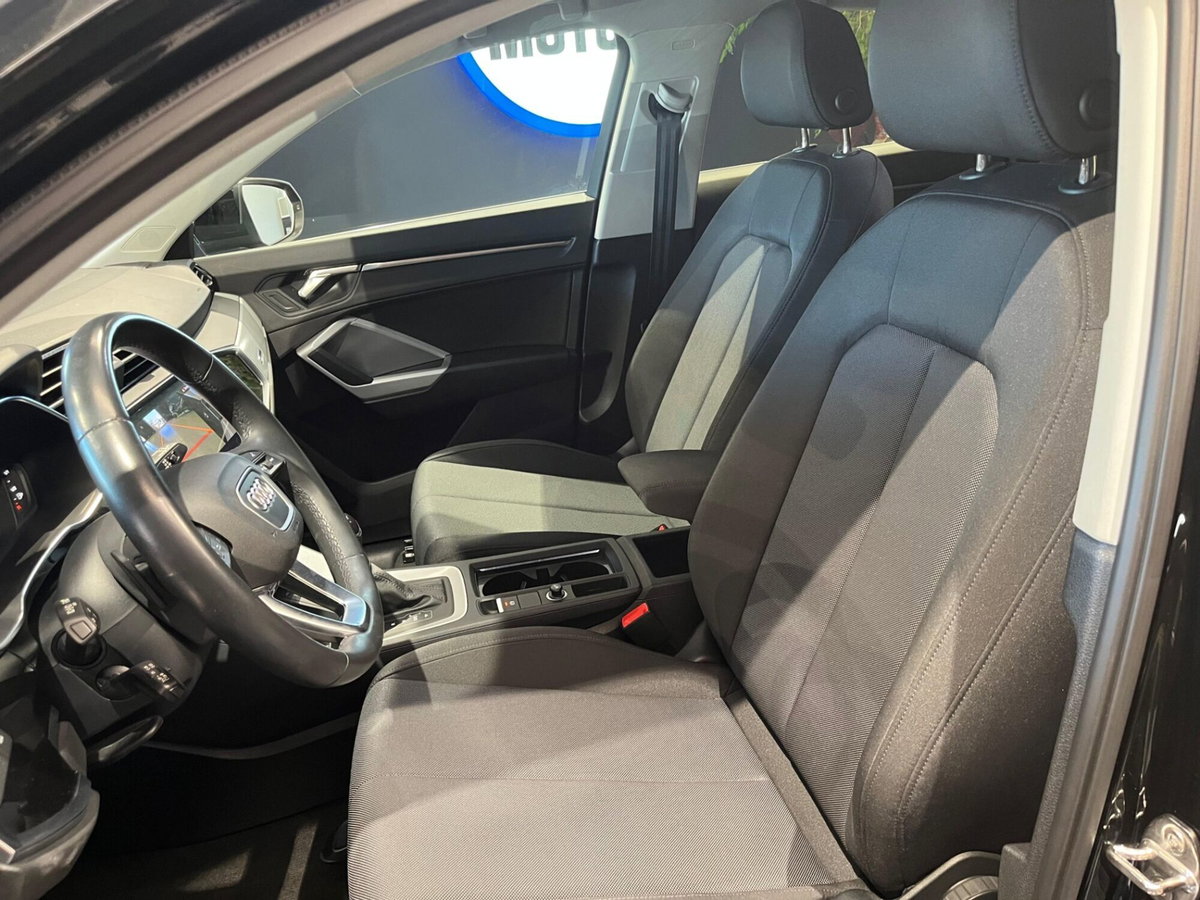 Audi Q3 Sportback 45 TFSI e S tronic Business Plus (14)
