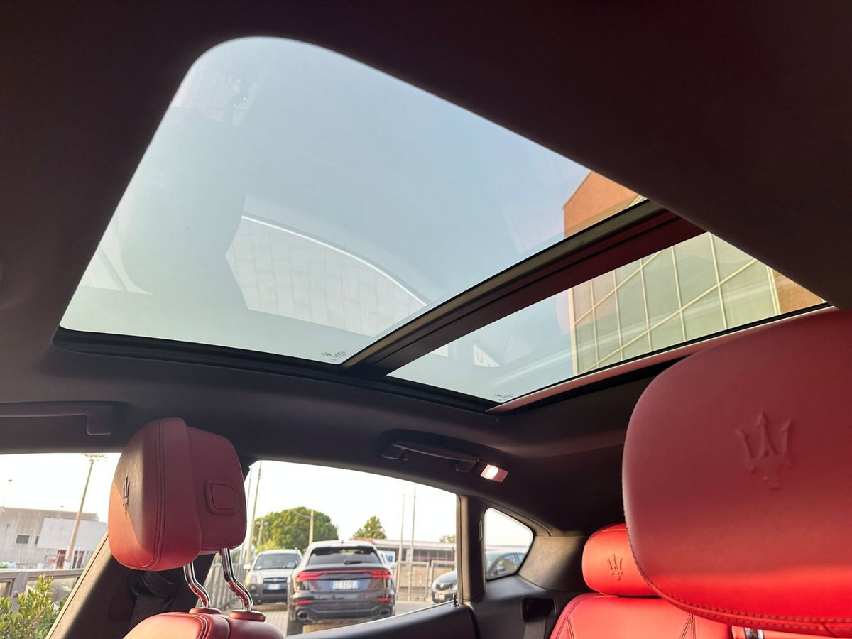 Maserati Levante Levante V6 Diesel 275 CV AWD Granlusso (12)