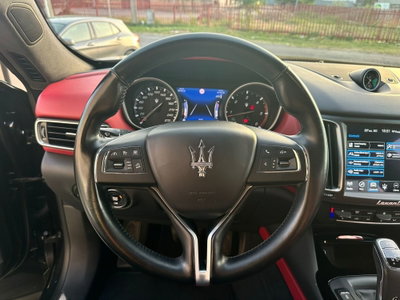 Maserati Levante Levante V6 Diesel 275 CV AWD Granlusso (15)