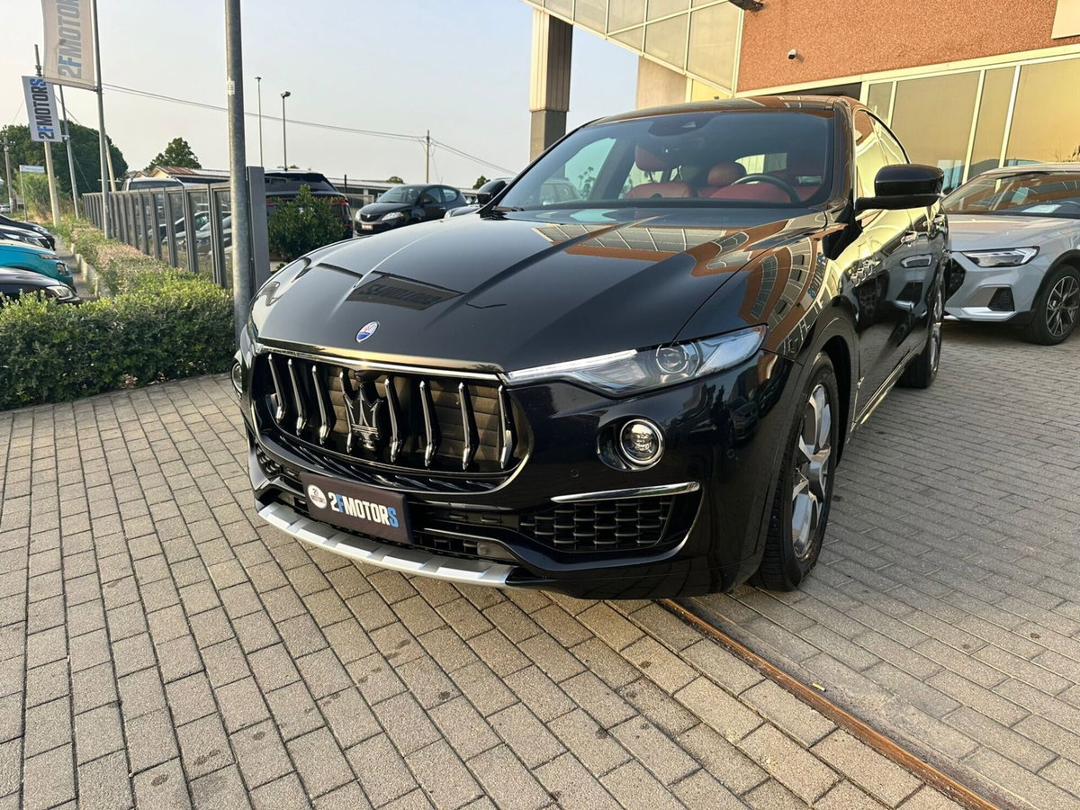 Maserati Levante Levante V6 Diesel 275 CV AWD Granlusso (2)