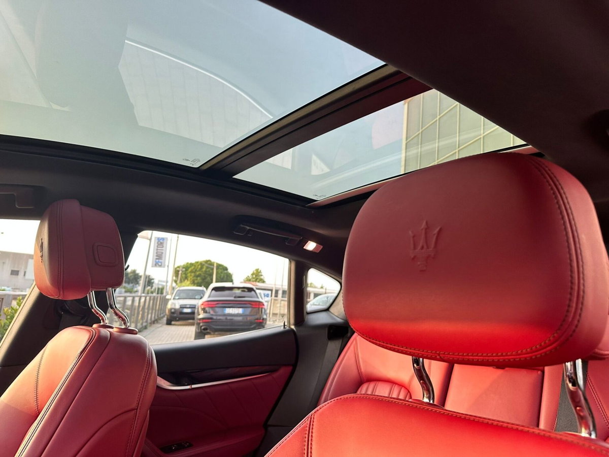 Maserati Levante Levante V6 Diesel 275 CV AWD Granlusso (6)
