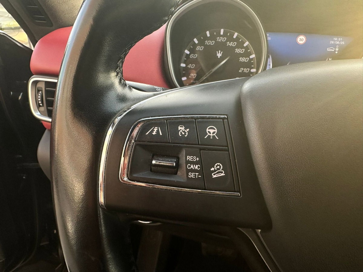 Maserati Levante Levante V6 Diesel 275 CV AWD Granlusso (8)