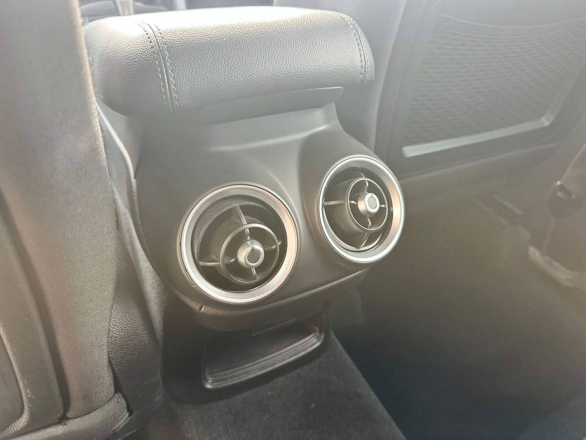Alfa Romeo Stelvio Stelvio 2.2 Turbodiesel 210 CV AT8 Q4 Business (13)