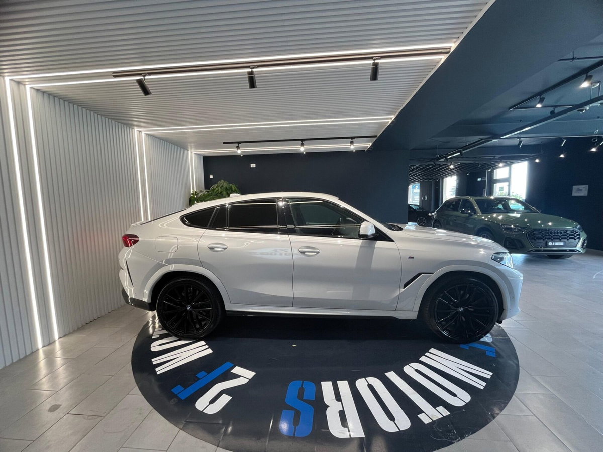 BMW X6 xDrive30d 48V Msport (4)