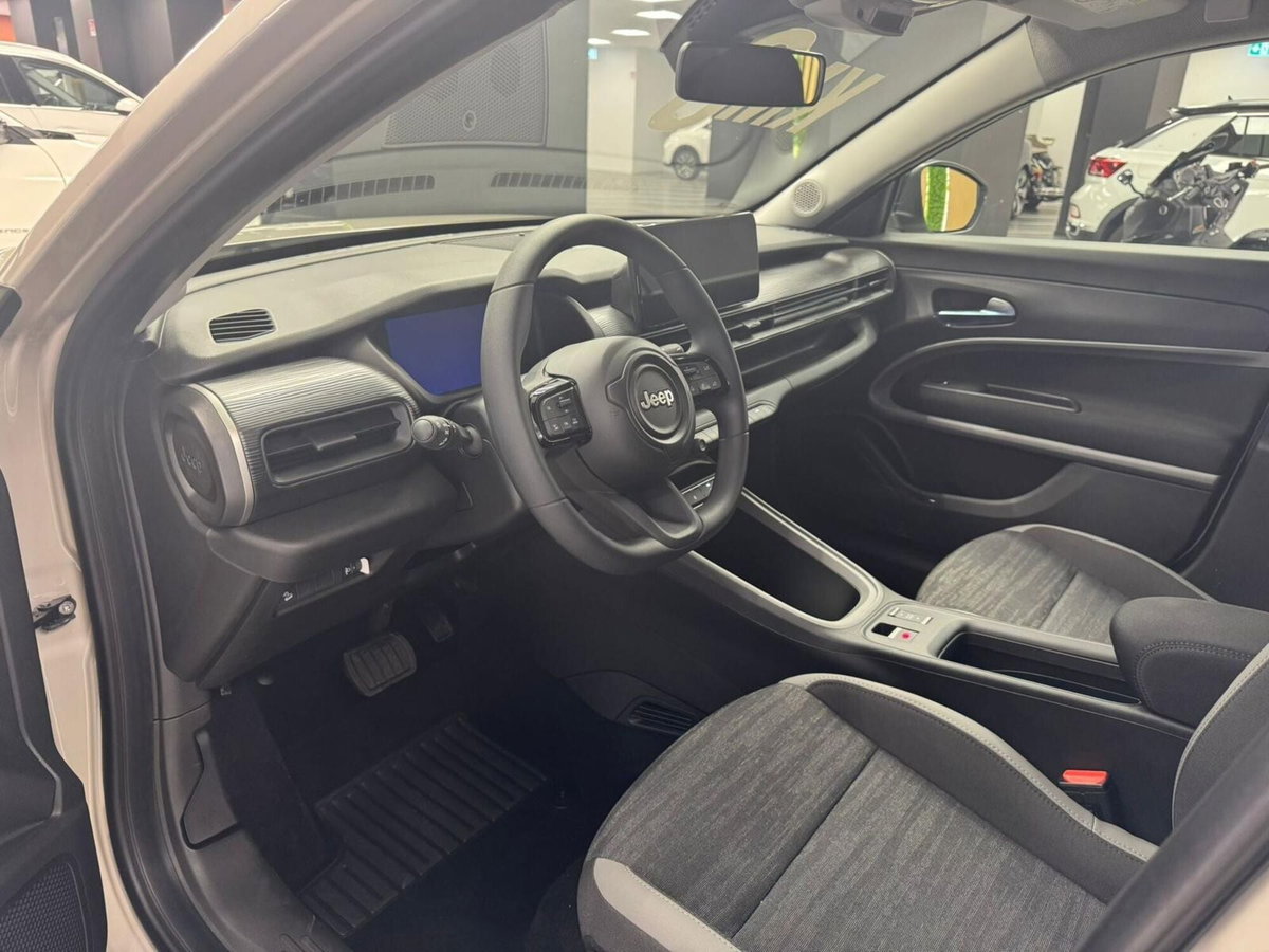Jeep Avenger 1.2 turbo Longitude fwd 100cv (16)
