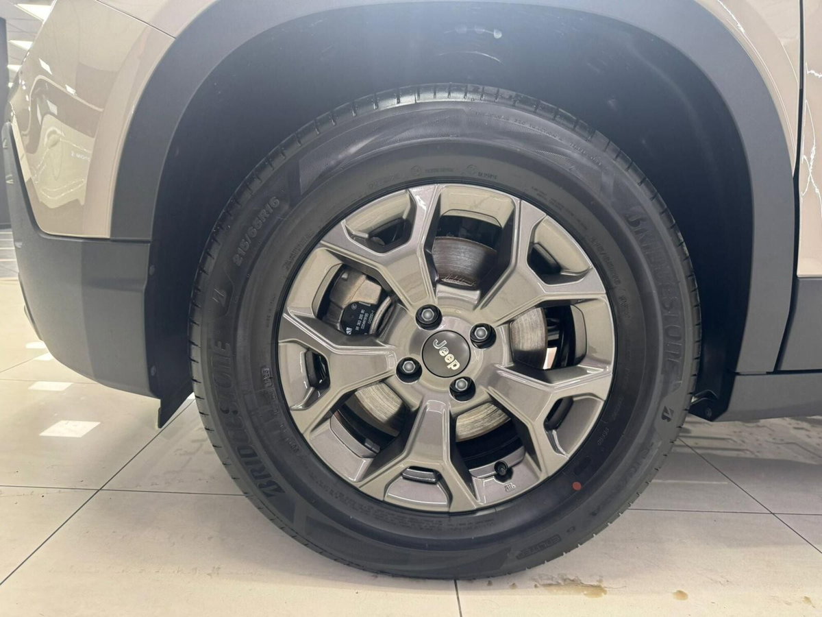 Jeep Avenger 1.2 turbo Longitude fwd 100cv (6)