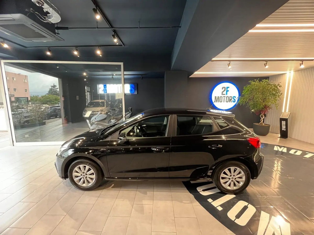 SEAT Ibiza 1.0 EcoTSI 95 CV S/S 5p. Style (8)