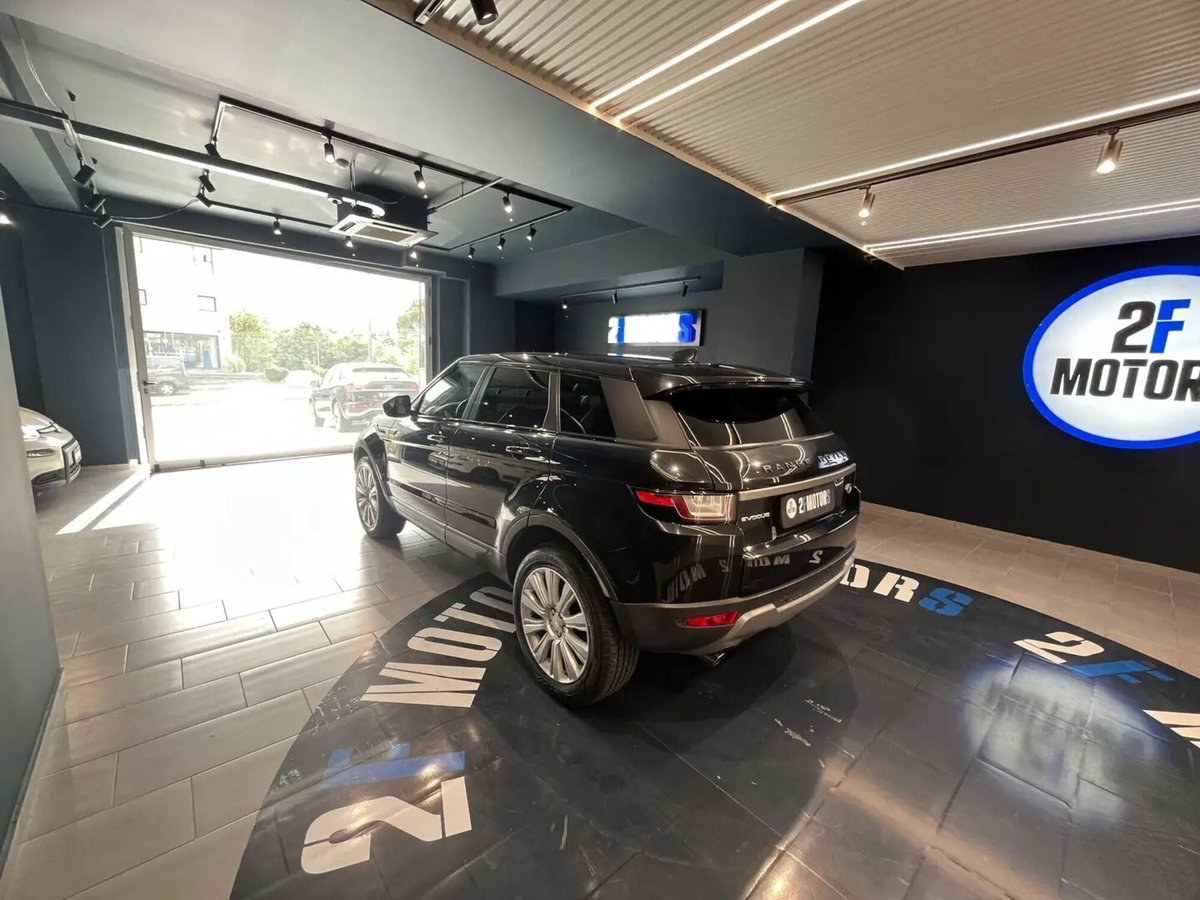 Land Rover Range Rover Evoque 2.0 TD4 150 CV 5p. HSE (6)