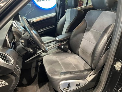 Mercedes-Benz Classe ML 320 CDI Sport (12)