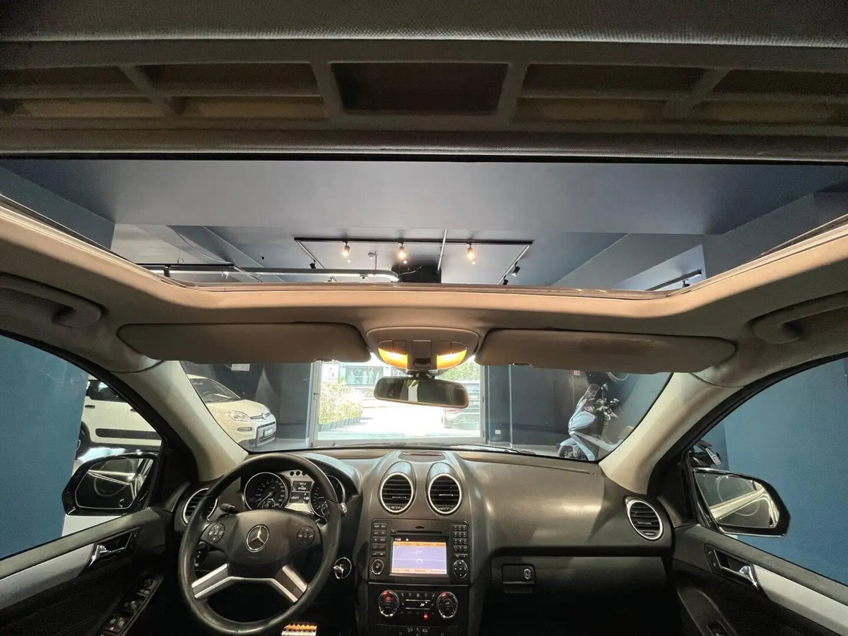 Mercedes-Benz Classe ML 320 CDI Sport (14)