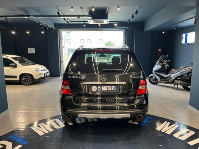 Mercedes-Benz Classe ML 320 CDI Sport (4)