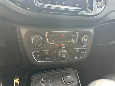 Jeep Compass 1.6 Multijet II 2WD Limited (13)