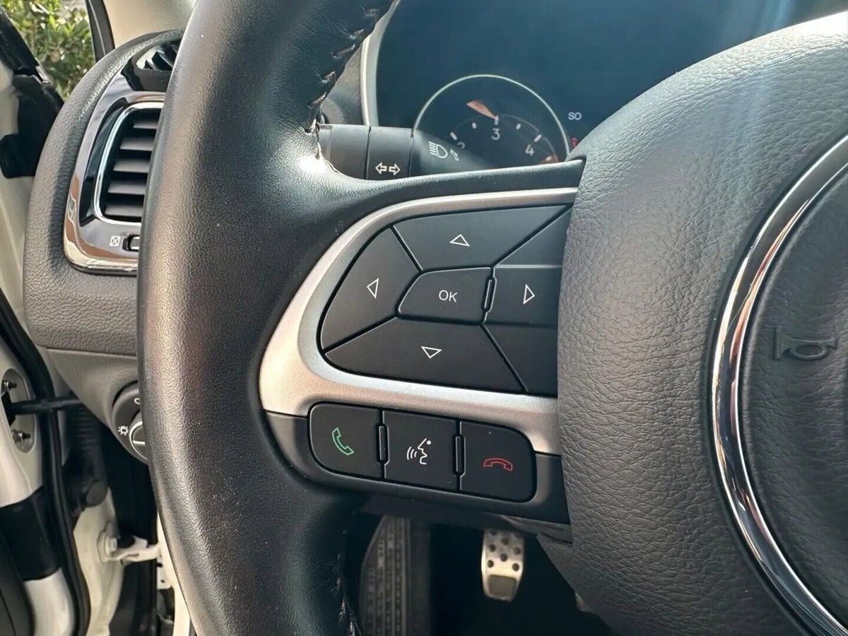 Jeep Compass 1.6 Multijet II 2WD Limited (18)