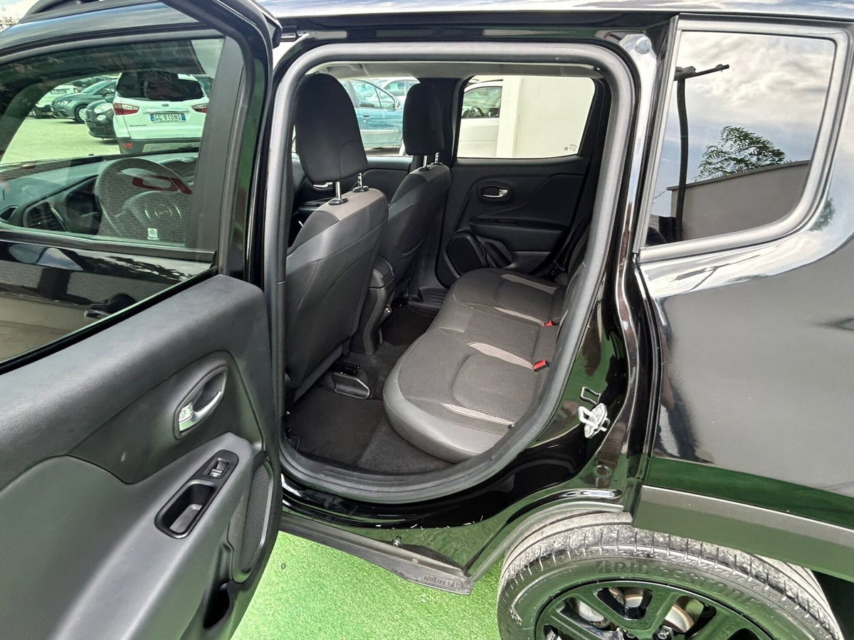 Jeep Renegade 1.6 Mjt 130 CV Limited (18)