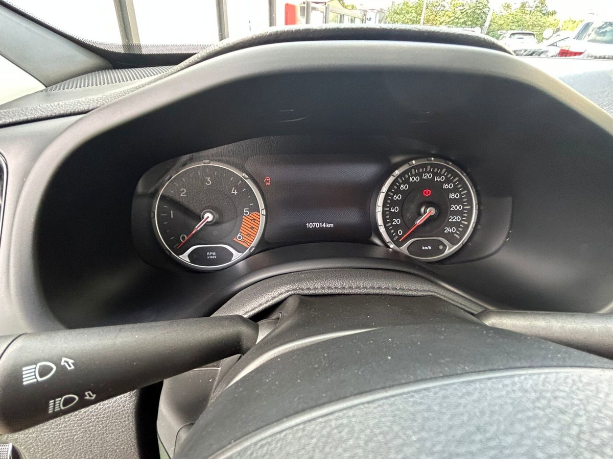 Jeep Renegade 1.6 Mjt 130 CV Limited (20)