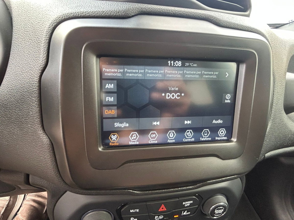 Jeep Renegade 1.6 Mjt 130 CV Limited (7)