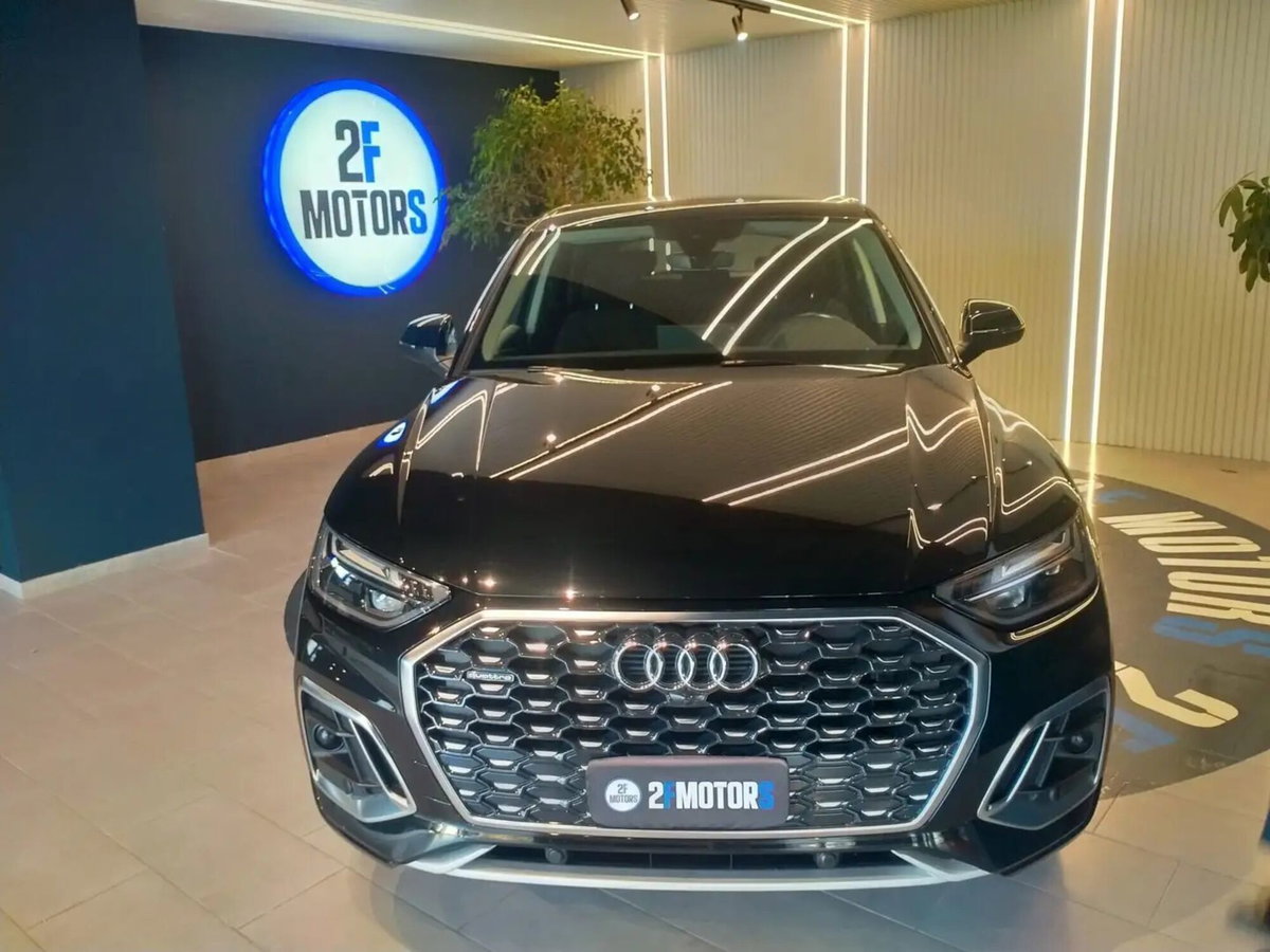 Audi Q5 40 2.0 tdi mhev 12V S line quattro s-tronic (2)