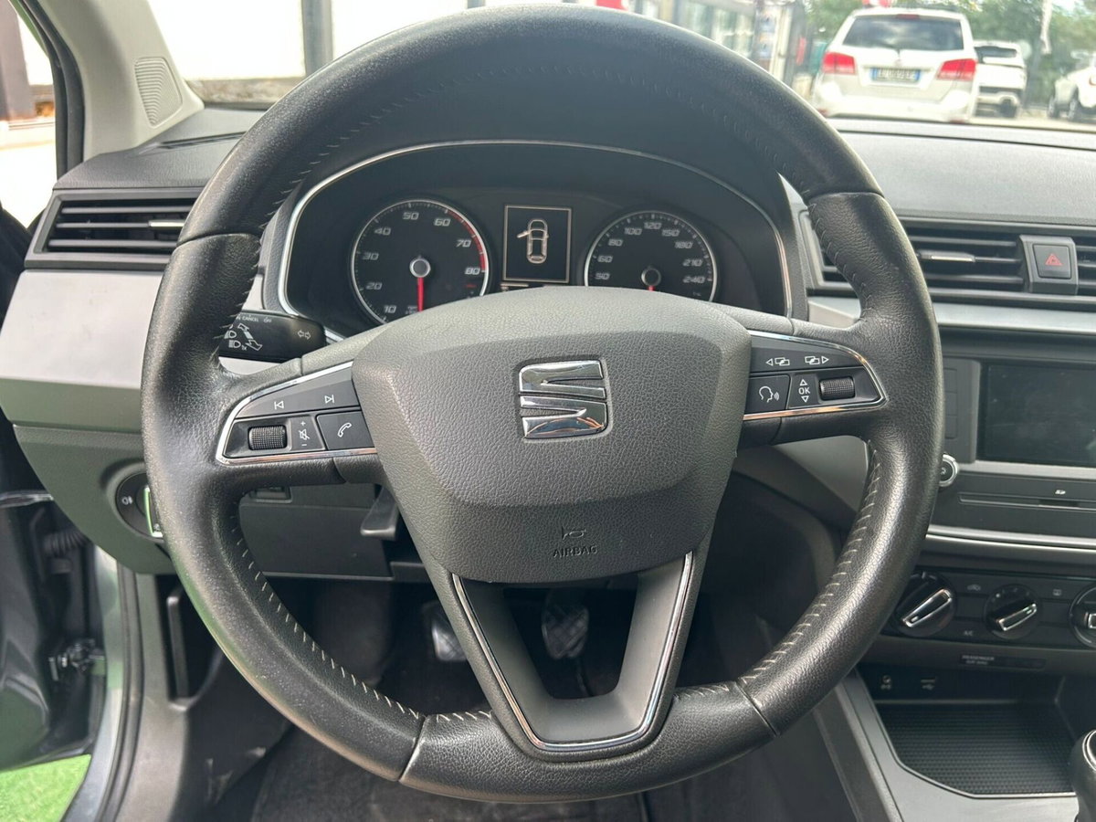 SEAT Ibiza 1.0 75 CV 5p. Style (14)