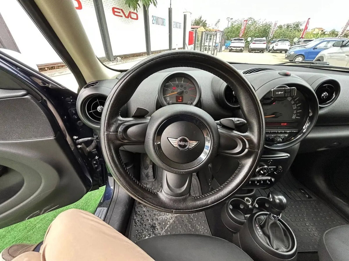 MINI Mini Countryman 2.0 Cooper D Countryman Automatica (9)