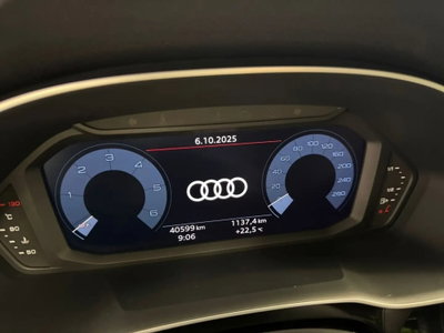 Audi Q3 35 TDI quattro S tronic Business (15)