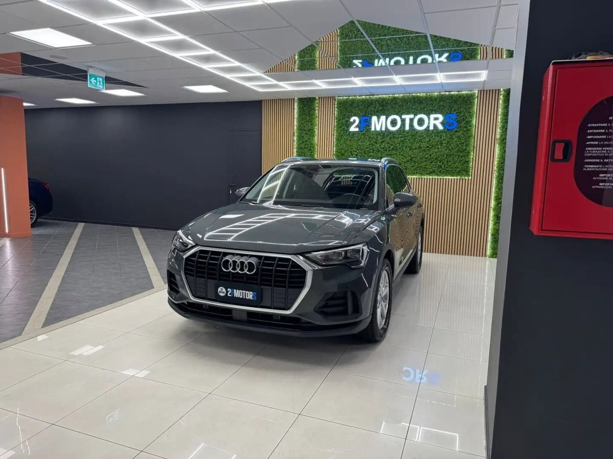 Audi Q3 35 TDI quattro S tronic Business (3)