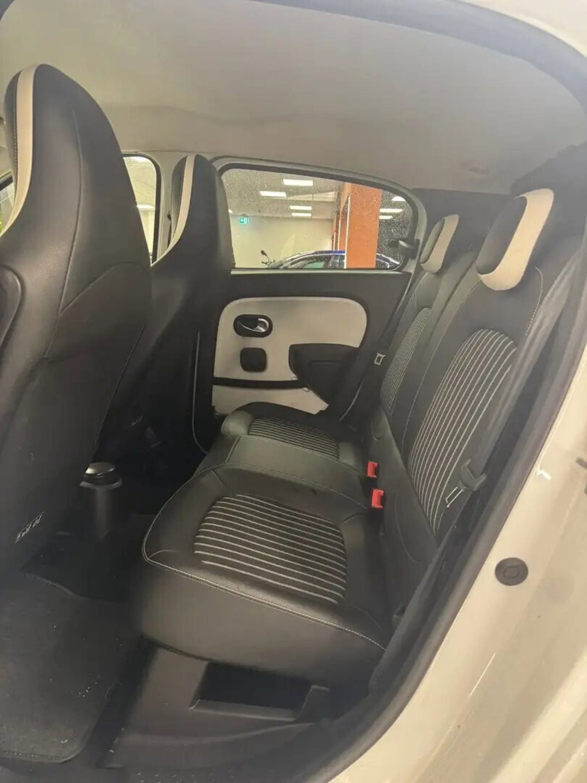 Renault Twingo Electric Intens (11)