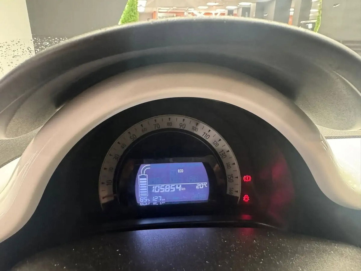 Renault Twingo Electric Intens (12)