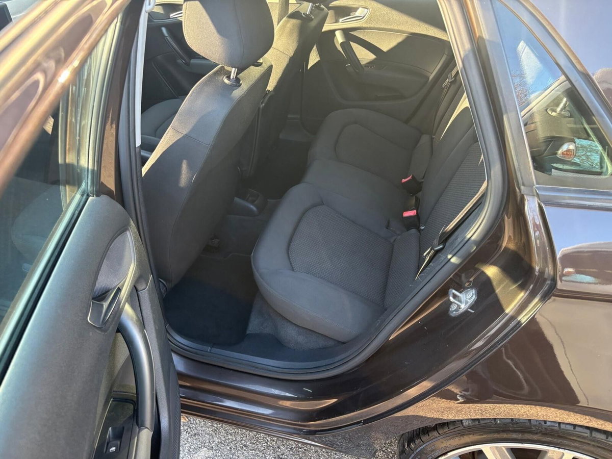 Audi A1 1.2 TFSI Attraction (14)
