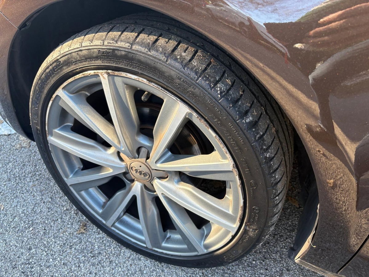 Audi A1 1.2 TFSI Attraction (2)