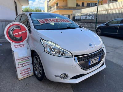 Peugeot 208 VTi 82 CV 5 porte Allure usata