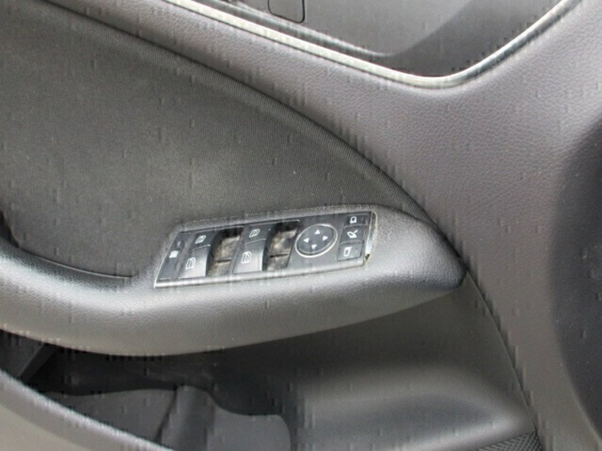 Mercedes-Benz Classe B 180 CDI Premium (13)