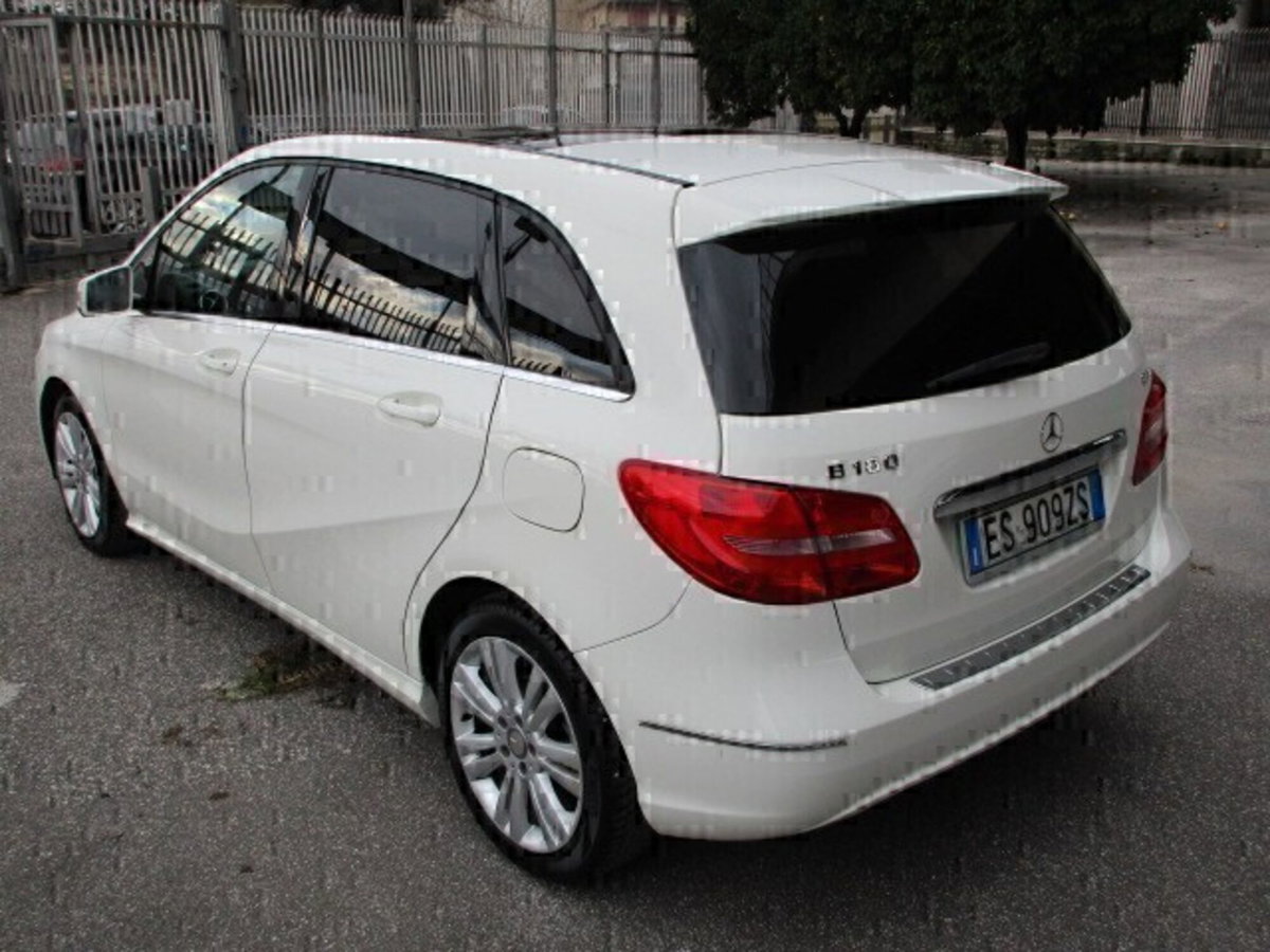 Mercedes-Benz Classe B 180 CDI Premium (4)