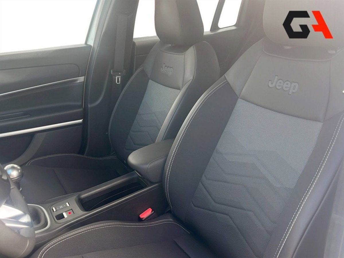 Jeep Avenger 1.2 turbo Altitude fwd 100cv (16)