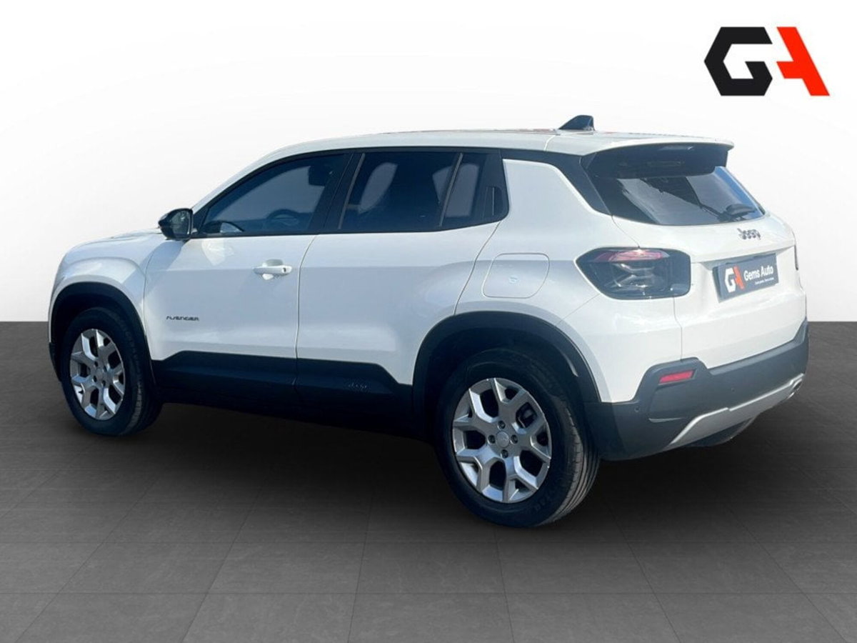 Jeep Avenger 1.2 turbo Altitude fwd 100cv (4)