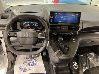 Toyota Proace City Verso City Verso 1.5D 100 CV S&S Short Lounge (9)