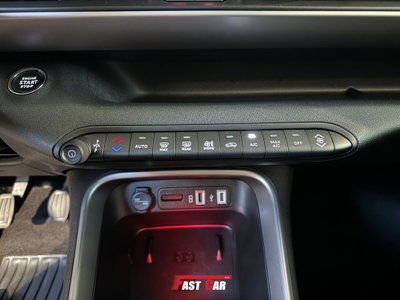 Jeep Avenger 1.2 turbo Summit fwd 100cv (17)