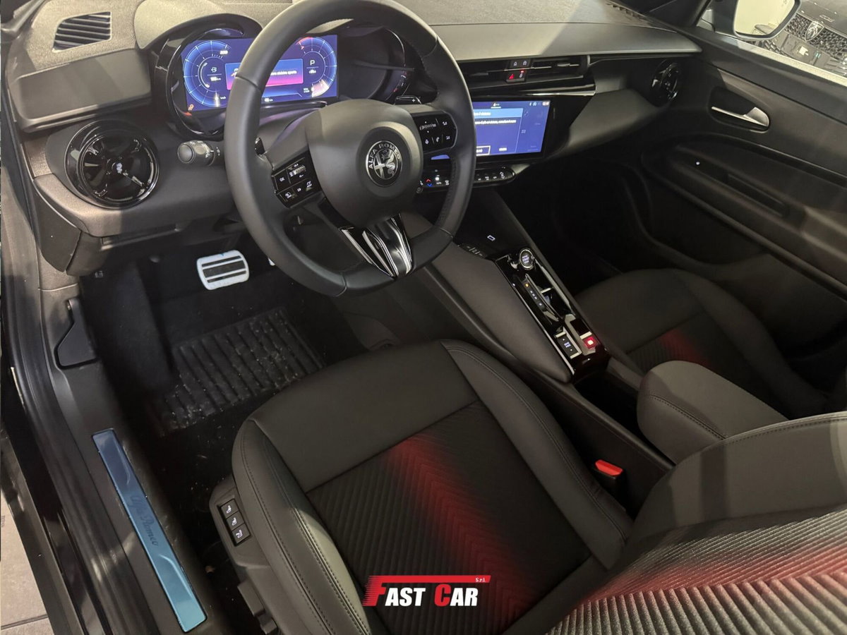 Alfa Romeo Junior elettrica Speciale 156cv (11)