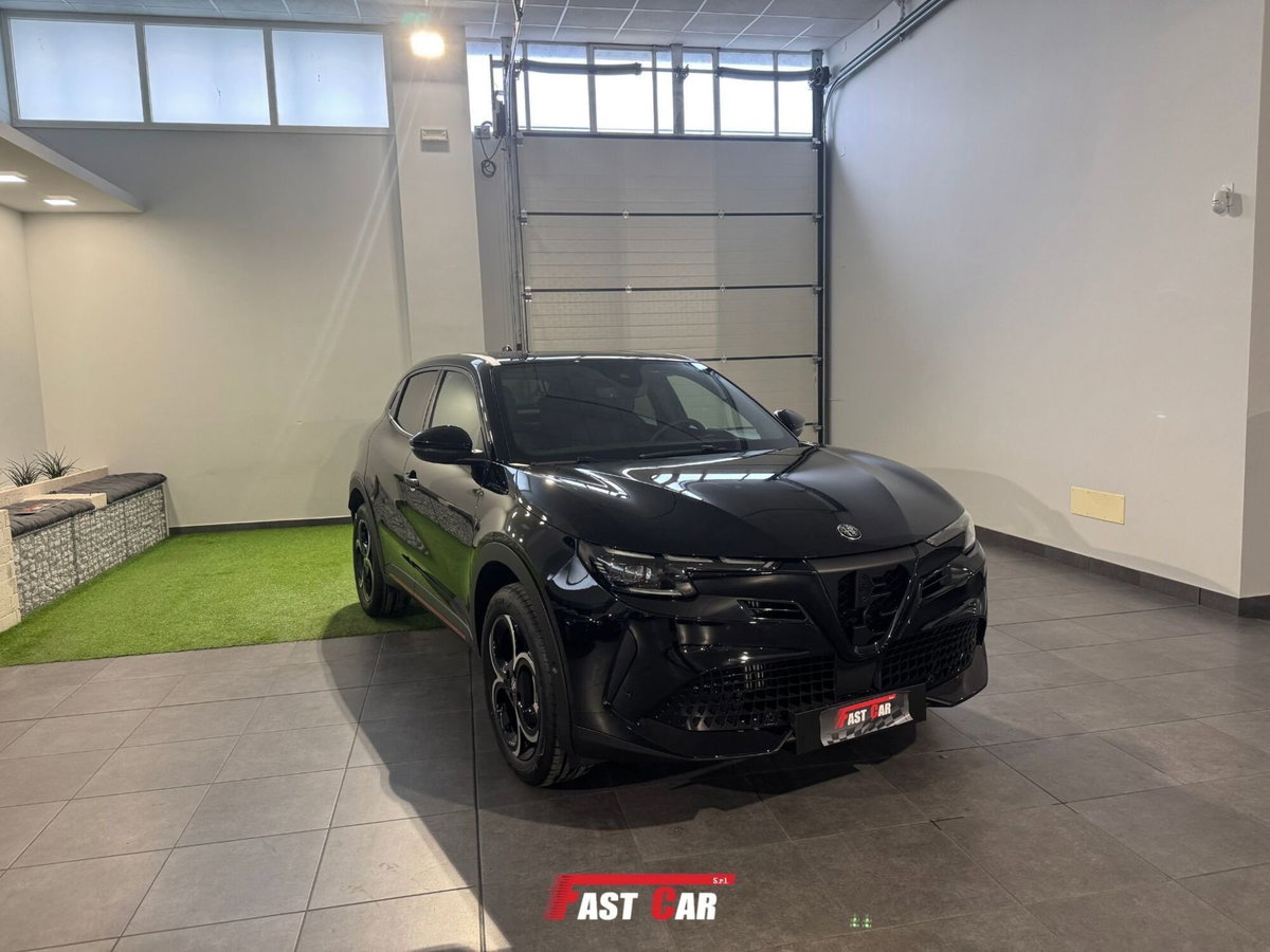 Alfa Romeo Junior elettrica Speciale 156cv (3)