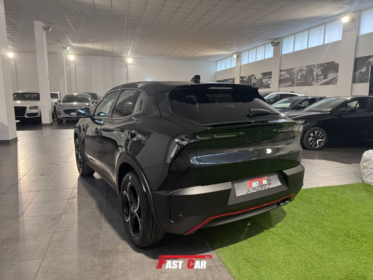 Alfa Romeo Junior elettrica Speciale 156cv (7)