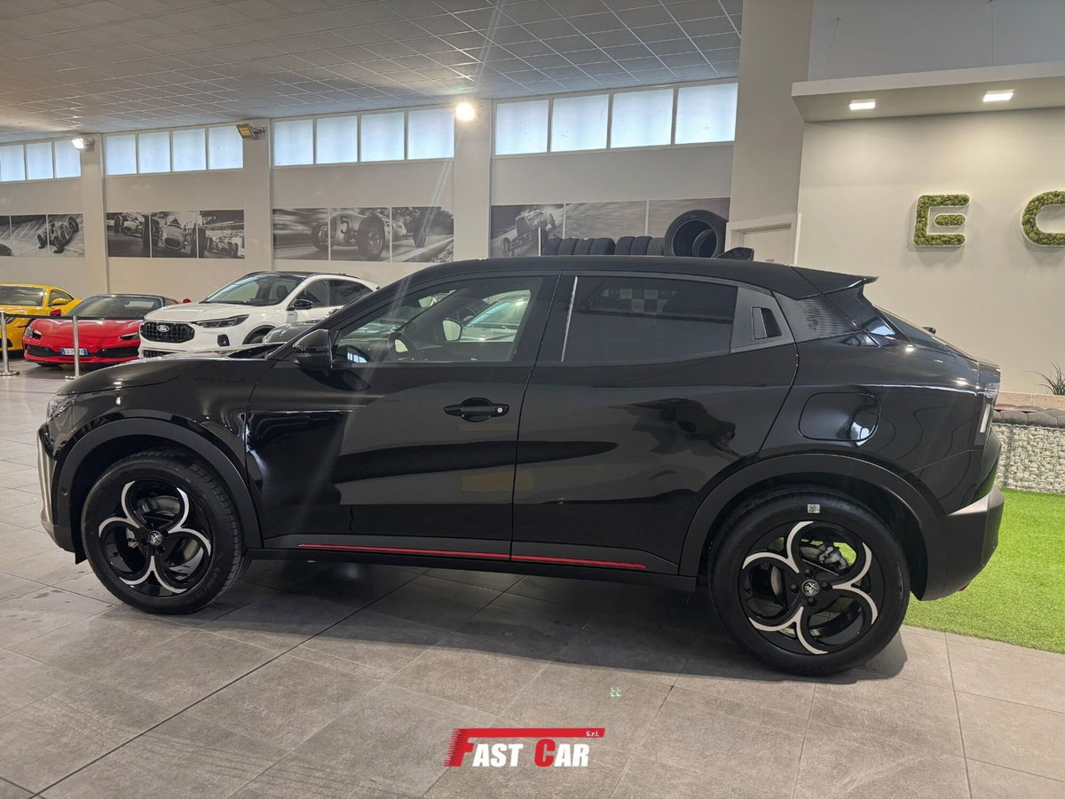 Alfa Romeo Junior elettrica Speciale 156cv (8)