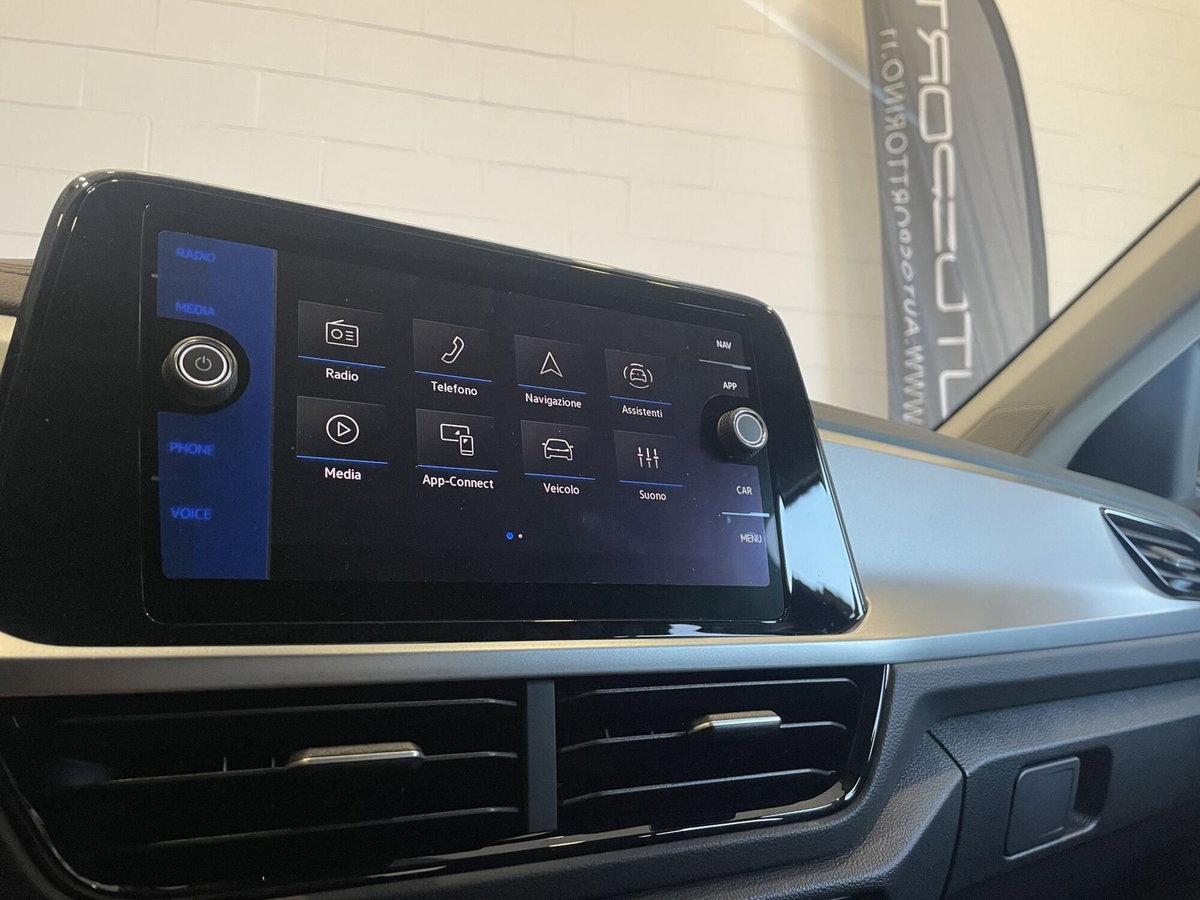Volkswagen T-Roc 1.0 tsi Edition 115cv (14)
