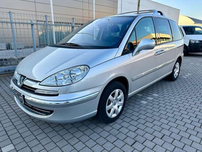 Peugeot 807 HDi 136CV ST usata