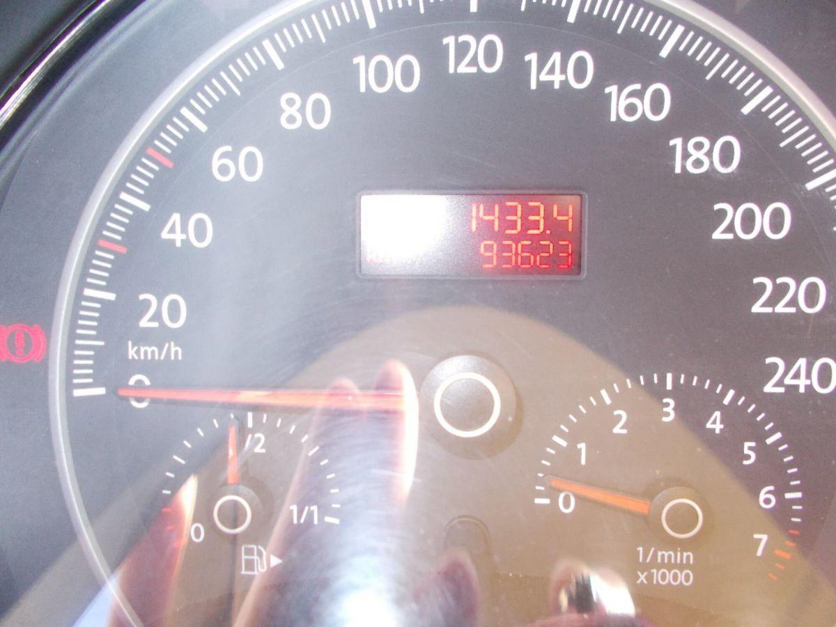 Volkswagen New Beetle Cabrio 1.6 Cabrio (7)