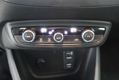 Opel Crossland 1.5 ECOTEC D 120 CV Start&Stop aut. Ultimate (17)