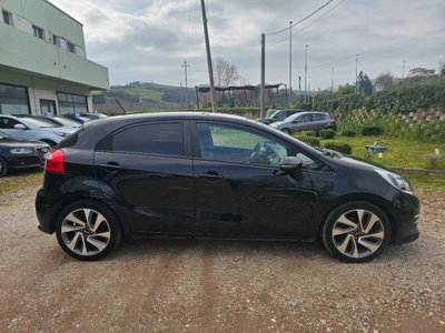Kia Rio 1.4 CRDi 5p. Cool (10)
