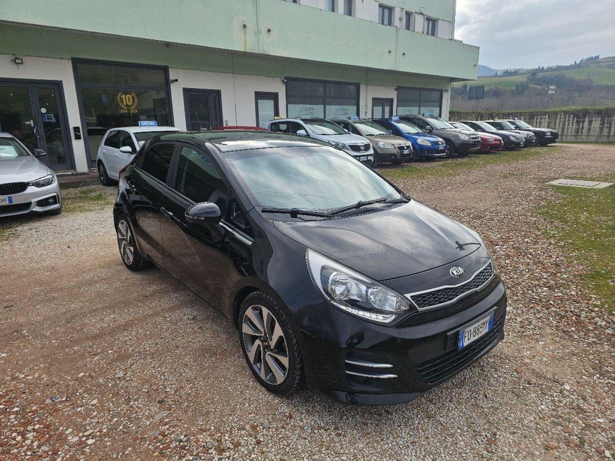 Kia Rio 1.4 CRDi 5p. Cool (11)