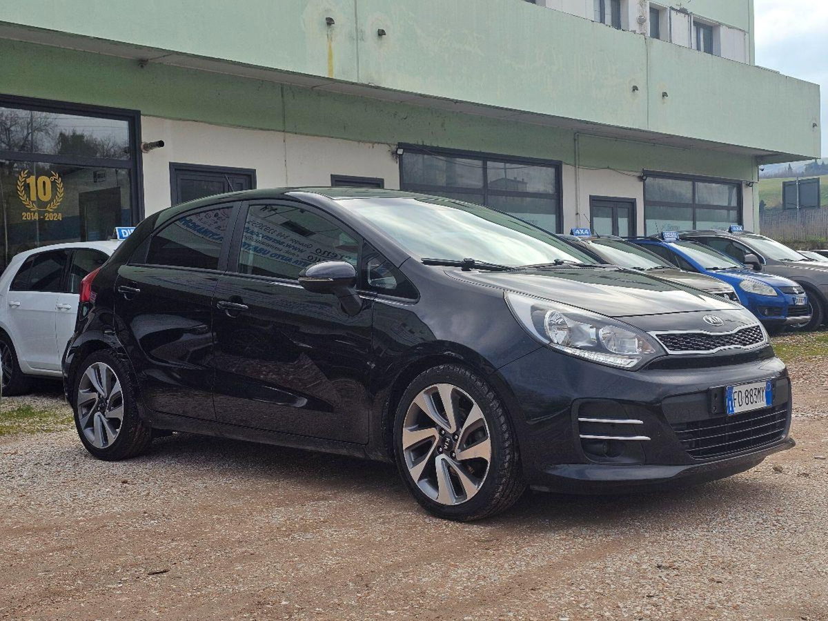Kia Rio 1.4 CRDi 5p. Cool (12)