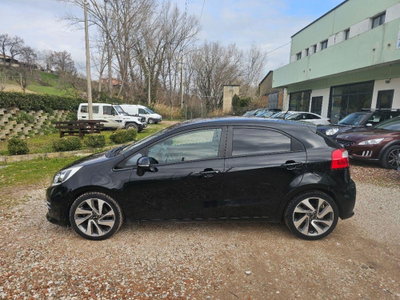Kia Rio 1.4 CRDi 5p. Cool (6)
