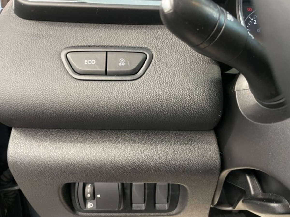Renault Kadjar dCi 8V 115CV EDC Business (16)